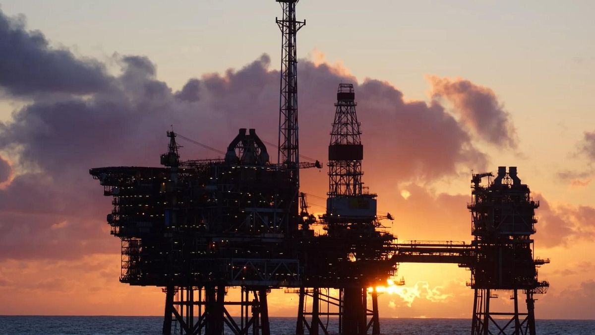 İngiltere'deki yüksek vergiler nedeniyle enerji şirketleri Norveç'e yöneliyor