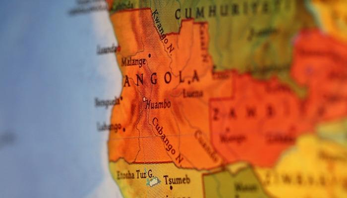 Angola'da cadı olmadıklarını kanıtlamak için bitkisel bir sıvı içen 50 kişi öldü!