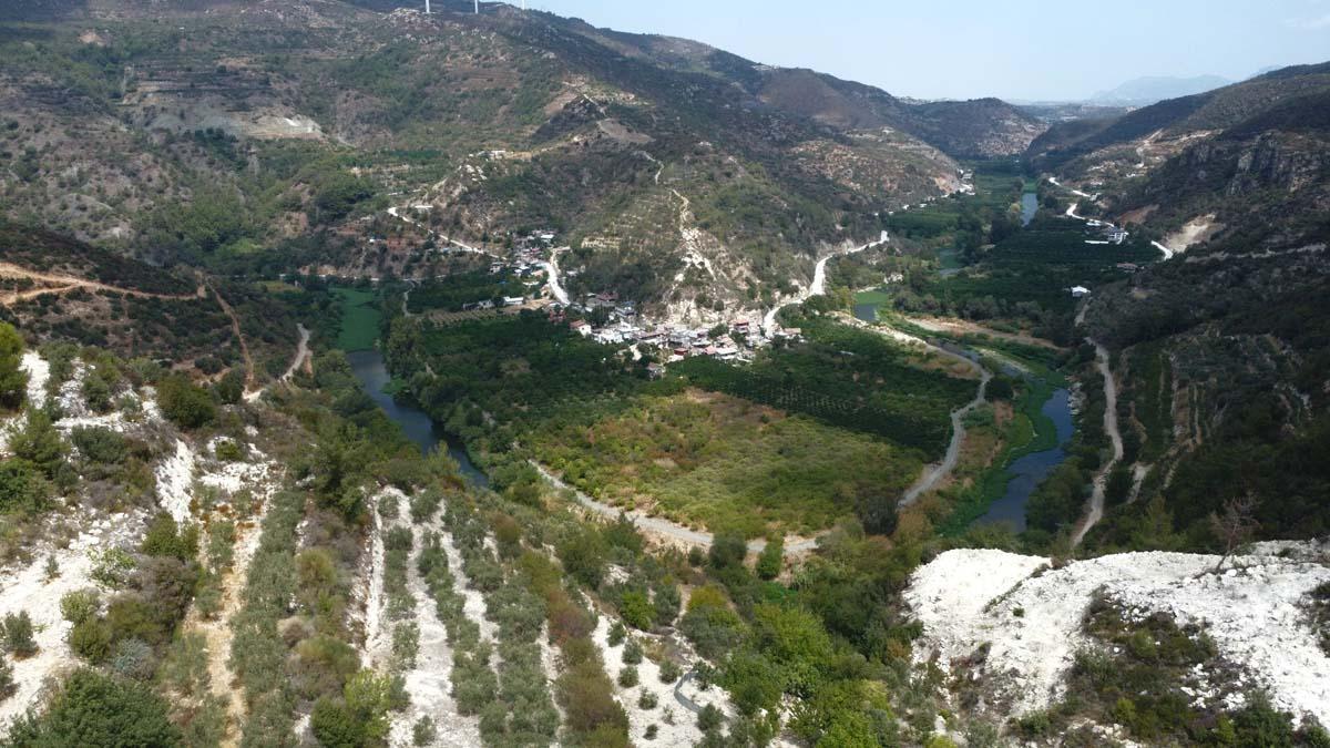 Hatay'ın saklı cenneti Aknehir dronla görüntülendi