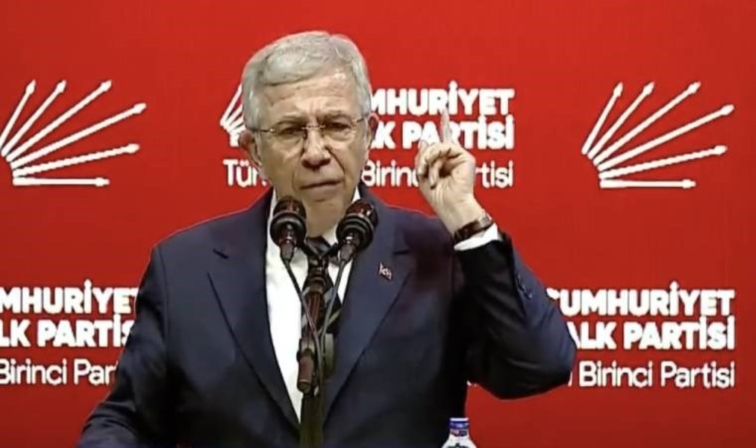 Mansur Yavaş podyumda: "Tartışma başlatmak istemem ama..." - Son Dakika Siyaset Haberleri