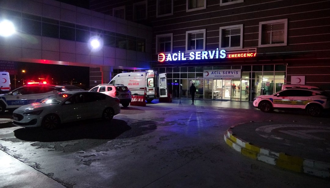 Motosikletli polisin çarptığı üniversite öğrencisi ağır yaralandı - Son Dakika Türkiye Haberleri