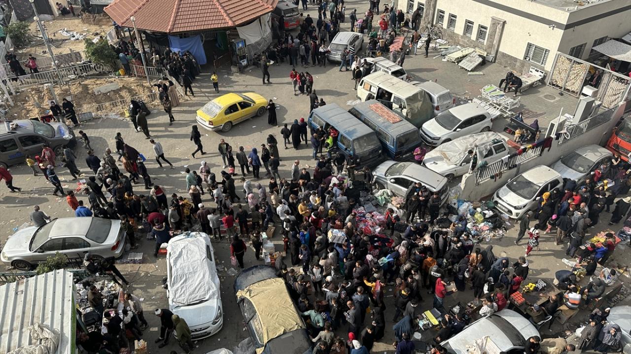Gazze hükümeti: İsrail Şifa hastanesinde 400 kişiyi öldürdü