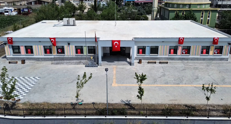 6 Şubat depreminden sonra Adana'da 53 yeni okul inşa edildi