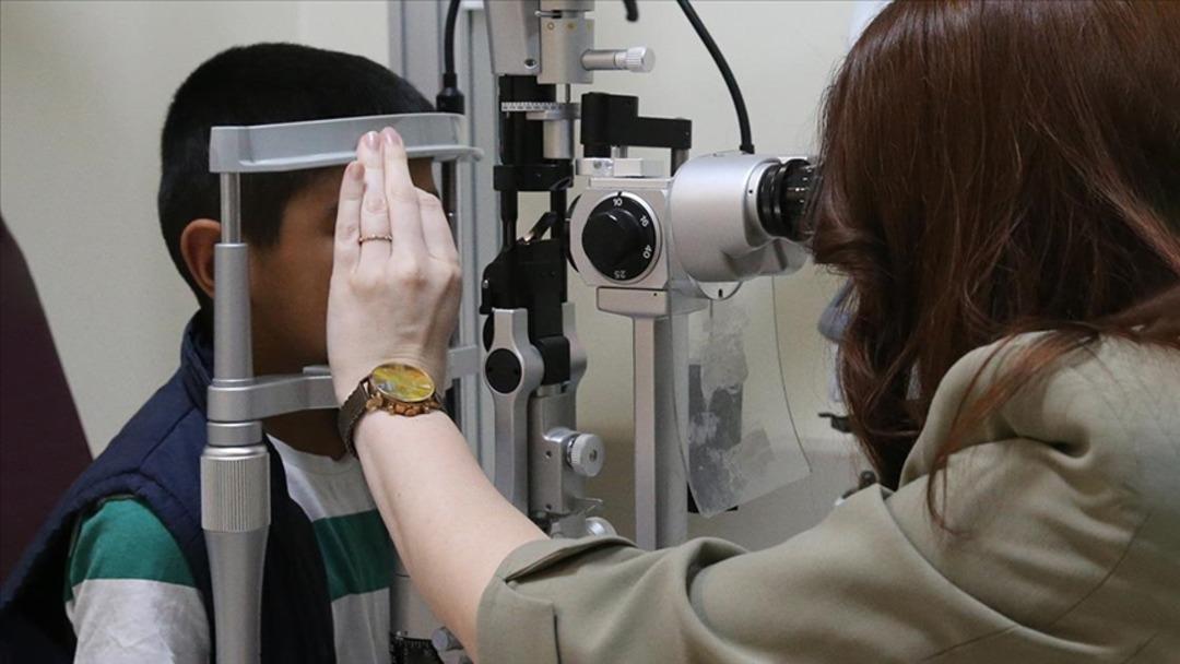 Göz sağlığı şansa bırakılamaz! Doğumdan itibaren düzenli takip edilmeli! Tavsiye edilen uzmanın adı... 3