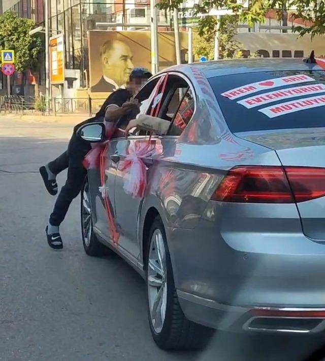 Gelin arabasının önünü kesti, 50 TL aldı, beğenmedi 2