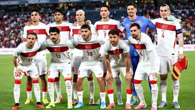Galatasaray, Milli Golcü Deniz Gül İçin Transfer Hamlesini Hızlandırdı