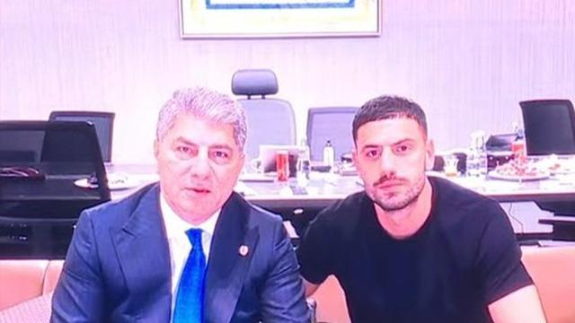 Fenerbahçe'de Hakan Safi, Merih Demiral ile Anlaşmaya Varıldığını Duyurdu