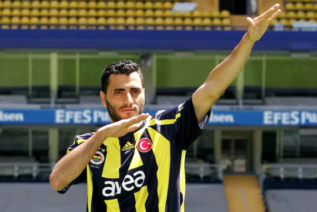 Dani Güiza Yeni Takımıyla Sahalara Dönüyor: 45 Yaşında Hala Futbol Aşkıyla!