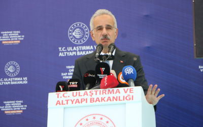 Ulaştırma Bakanı Uraloğlu: Hakkari'nin Dağlarında Sağlanan Barış ve Kalkınma Dalgası