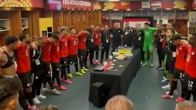 Mısır Milli Takımı'nın Maç Öncesi Birlik ve Dua Anları