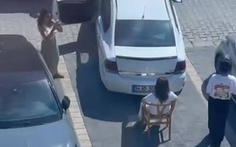 Yalova'da İlginç Olay: Çekilemeyen Sandalyeyle Araç Parkına Engel Olma Hikayesi
