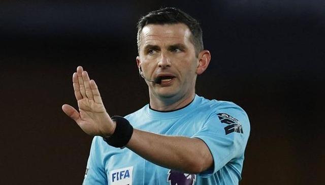 Türkiye ve İtalya Karşılaşmasını Hakem Michael Oliver Yönetiyor